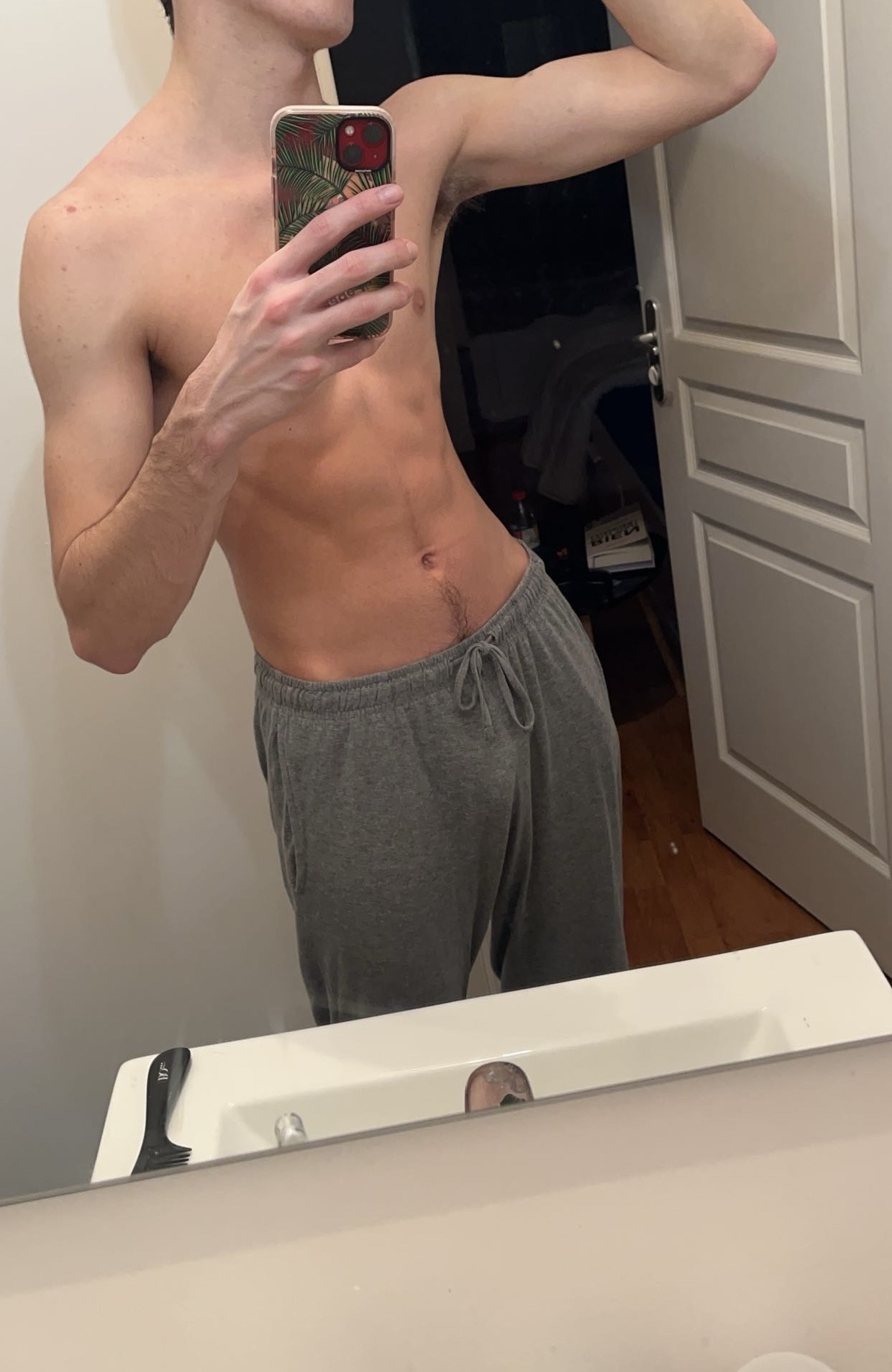 Perfil de Paul-adrien